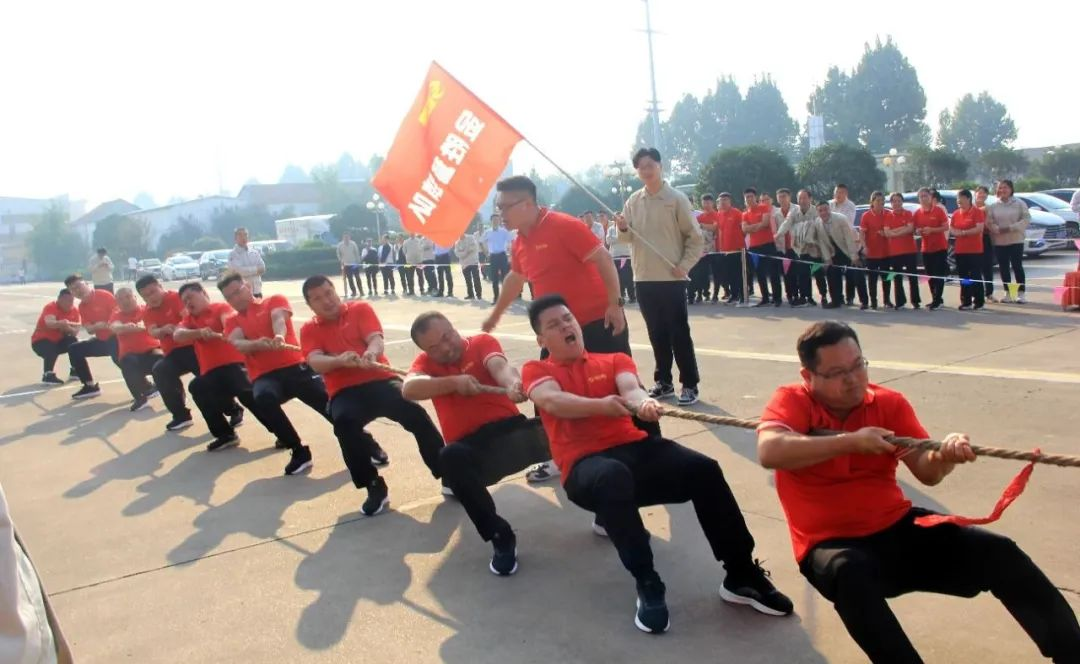 经过各队运动员们的奋力角逐，最2.png
