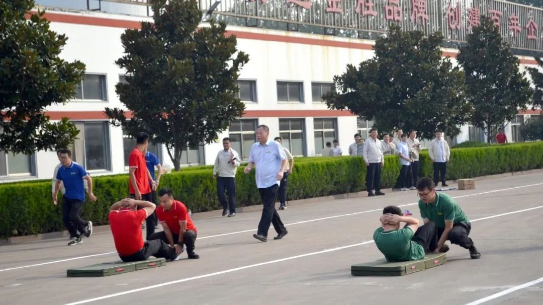 经过各队运动员们的奋力角逐，最7.png