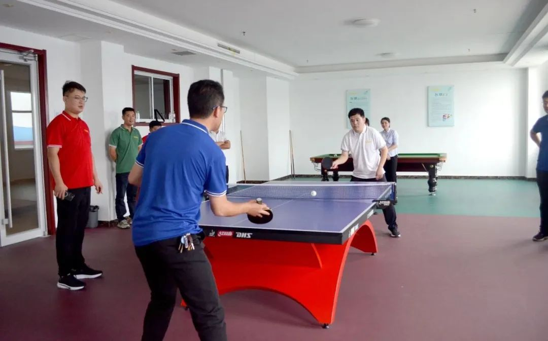 经过各队运动员们的奋力角逐，最12.png