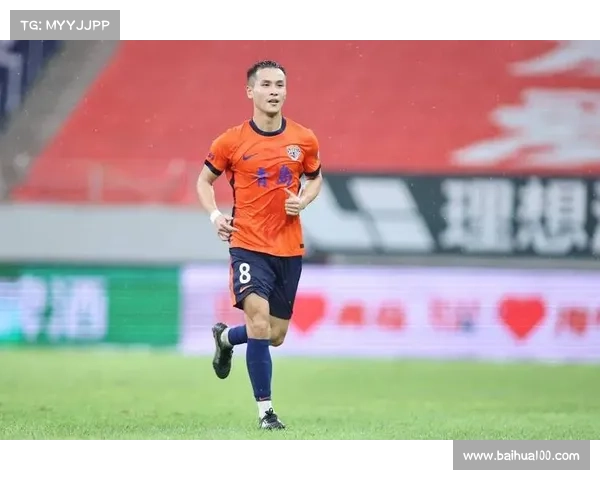 李霄鹏表示球队比赛节奏正常 期待呈现精彩比赛表现 李霄鹏表示球队比赛节奏正常 期待呈现精彩比赛表现